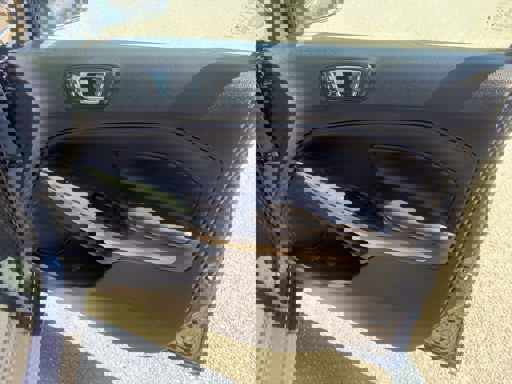 Used 2021 Ford EcoSport Titanium image 22