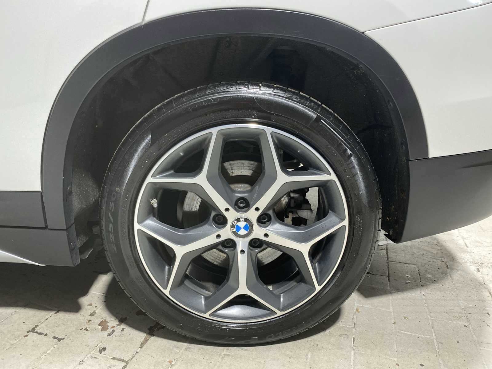 Used 2018 BMW X1 xDrive28i w/ Convenience Package AWD/4WD image 8