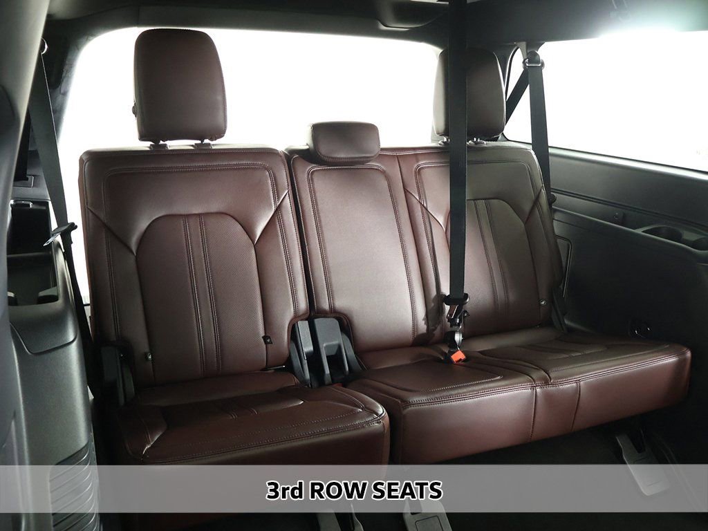 Used 2023 Ford Expedition Max Limited image 13