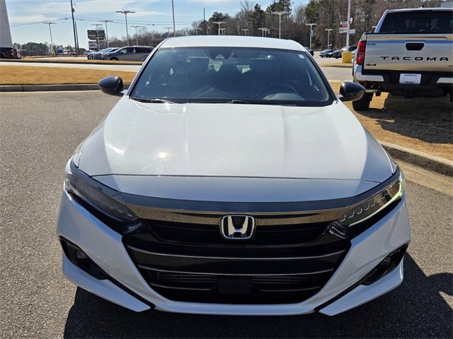 Used 2022 Honda Accord Sport image 2