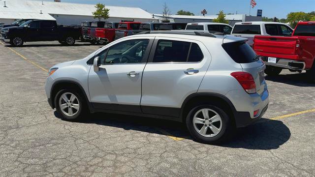 Used 2019 Chevrolet Trax LT w/ LT Convenience Package FWD image 6