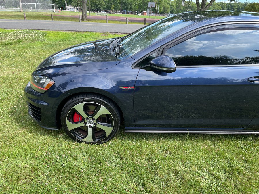 Used 2016 Volkswagen GTI SE FWD image 40