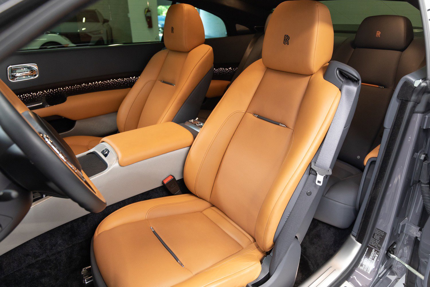 Used 2018 Rolls-Royce Wraith RWD image 16