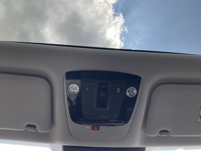 New 2025 Kia K5 EX image 32