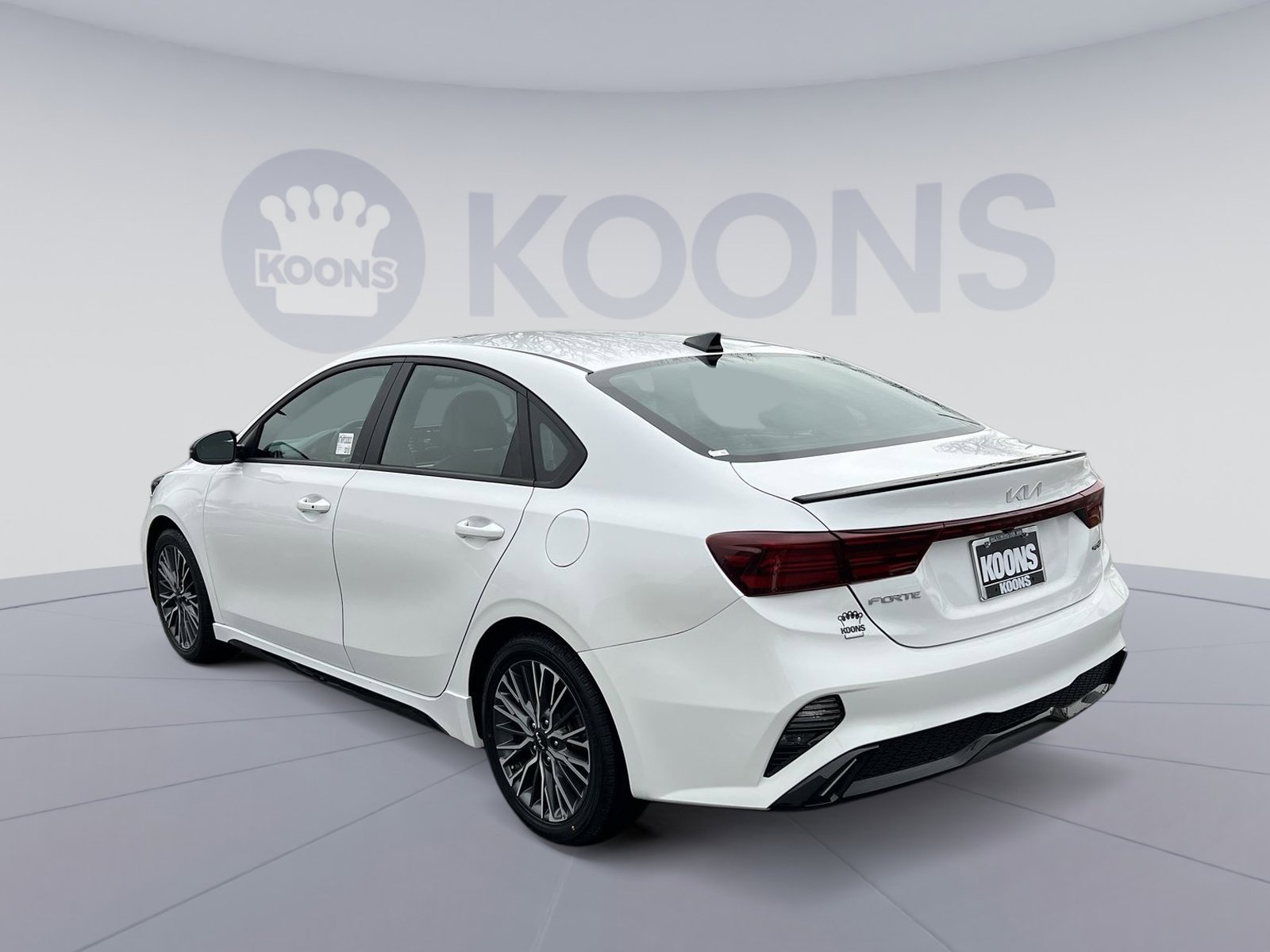 Used 2023 Kia Forte GT-Line w/ GT-Line Premium Package image 4