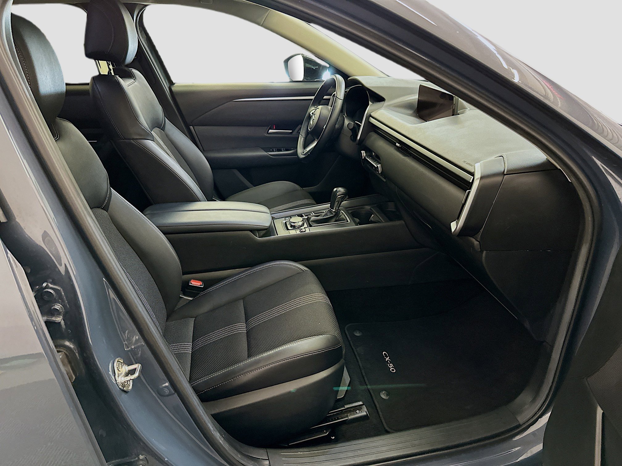 Used 2025 MAZDA CX-50 AWD 2.5 S w/ Preferred Package image 33