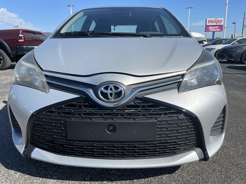 Used 2016 Toyota Yaris L FWD image 4
