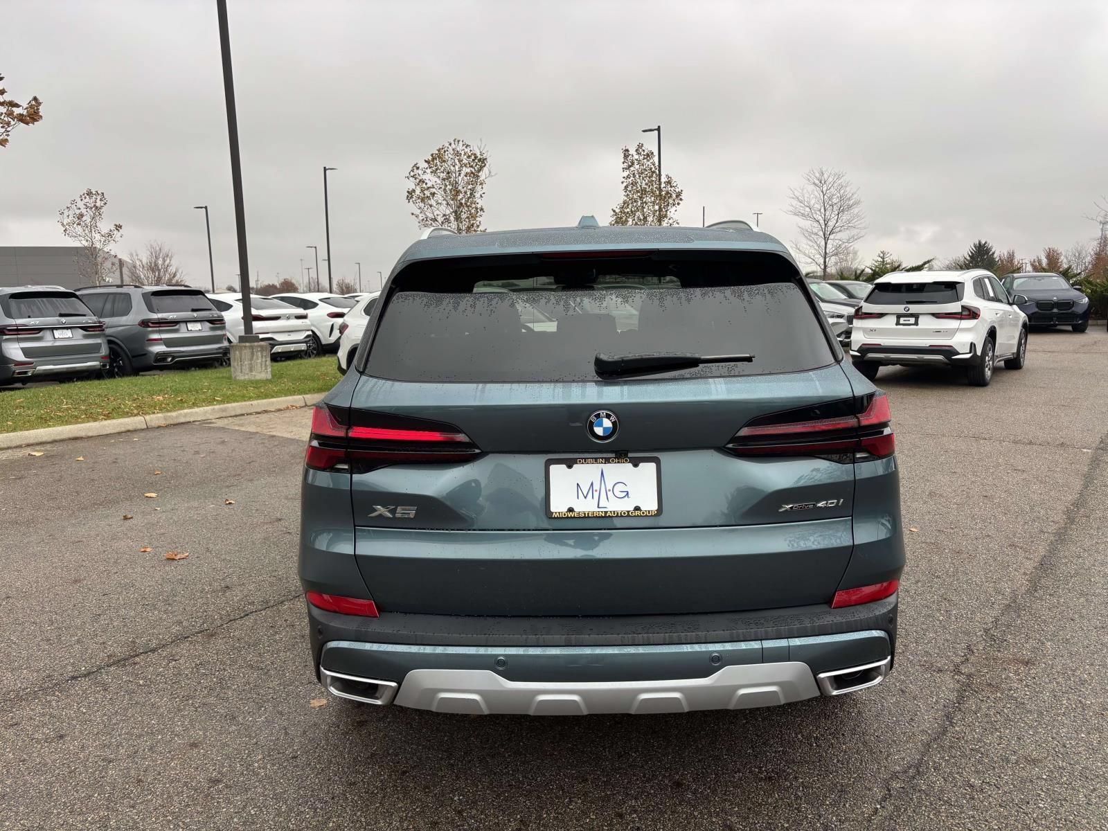 New 2026 BMW X5 xDrive40i w/ Premium Package AWD/4WD image 6