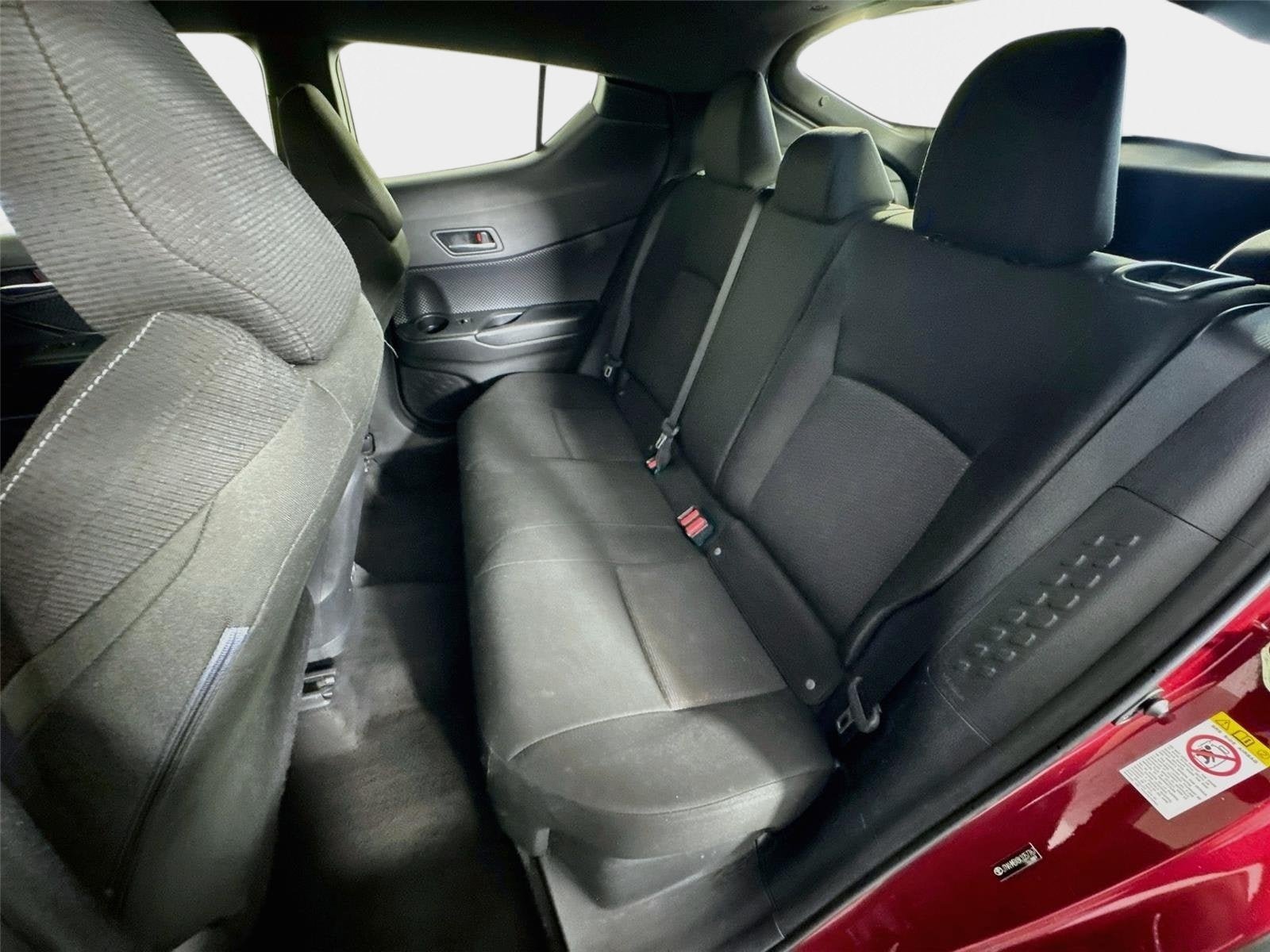 Used 2019 Toyota C-HR LE FWD image 21