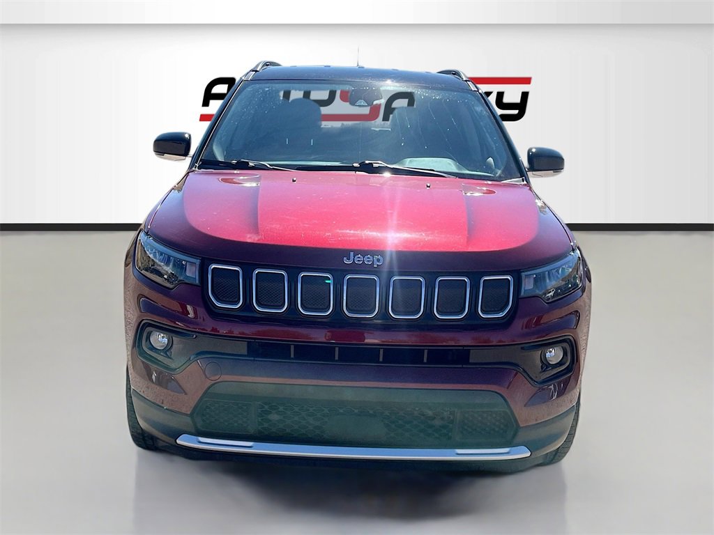 Used 2022 Jeep Compass Limited image 2