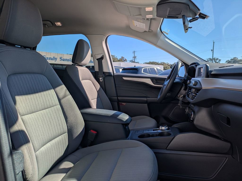 Used 2021 Ford Escape S image 31