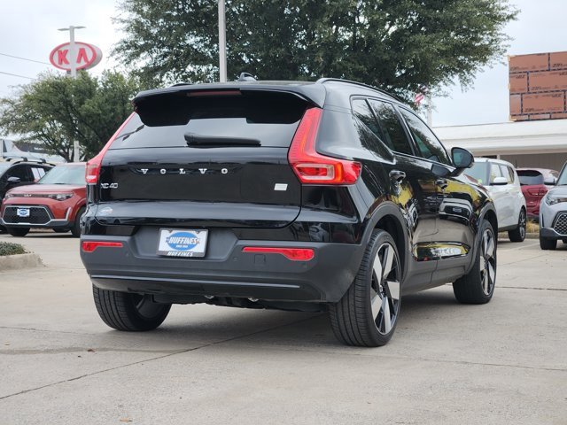 Used 2023 Volvo XC40 Recharge Ultimate image 8