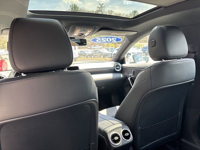 Used 2025 Mercedes-Benz CLA 250 4MATIC image 21