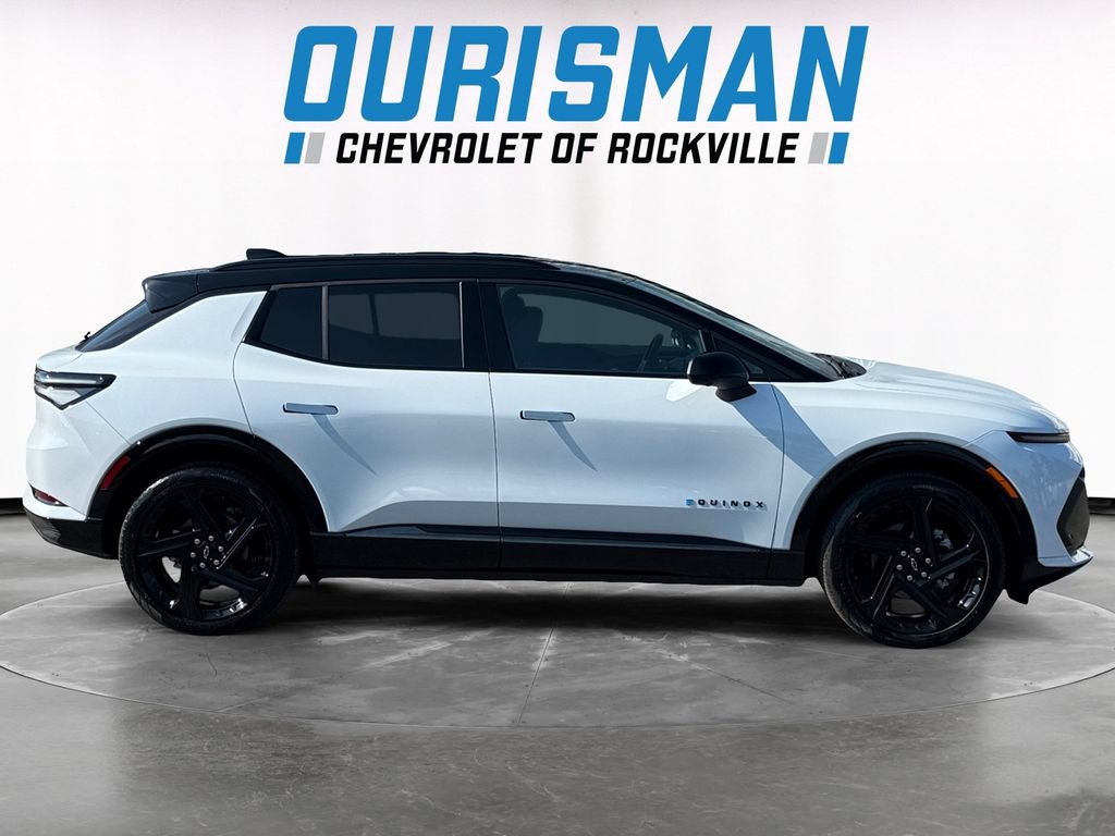 New 2026 Chevrolet Equinox EV RS w/ Convenience Package II FWD image 7