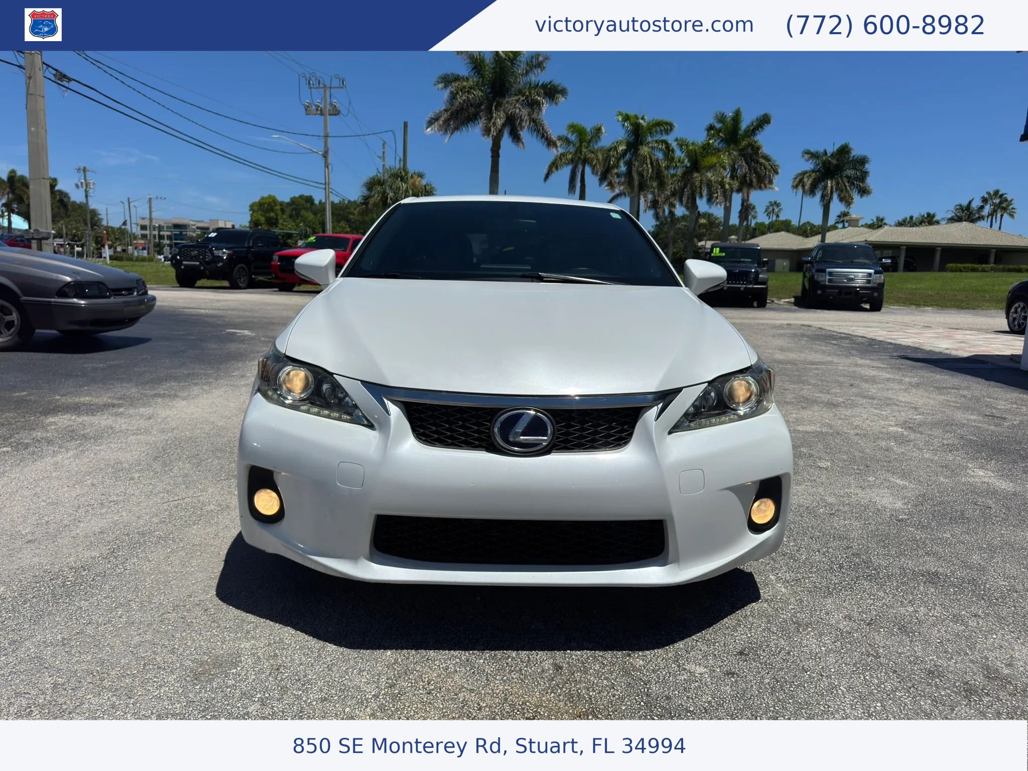 Used 2012 Lexus CT 200h Premium w/ Premium Audio Pkg (F Sport) FWD image 2