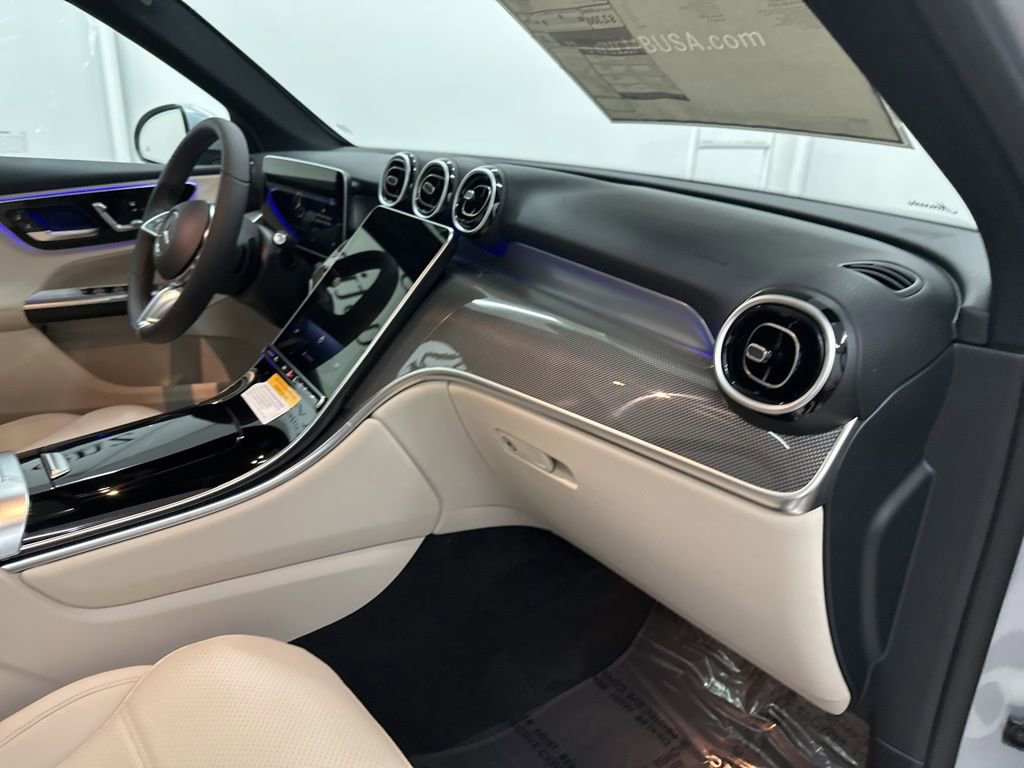 Used 2026 Mercedes-Benz GLC 300 image 26