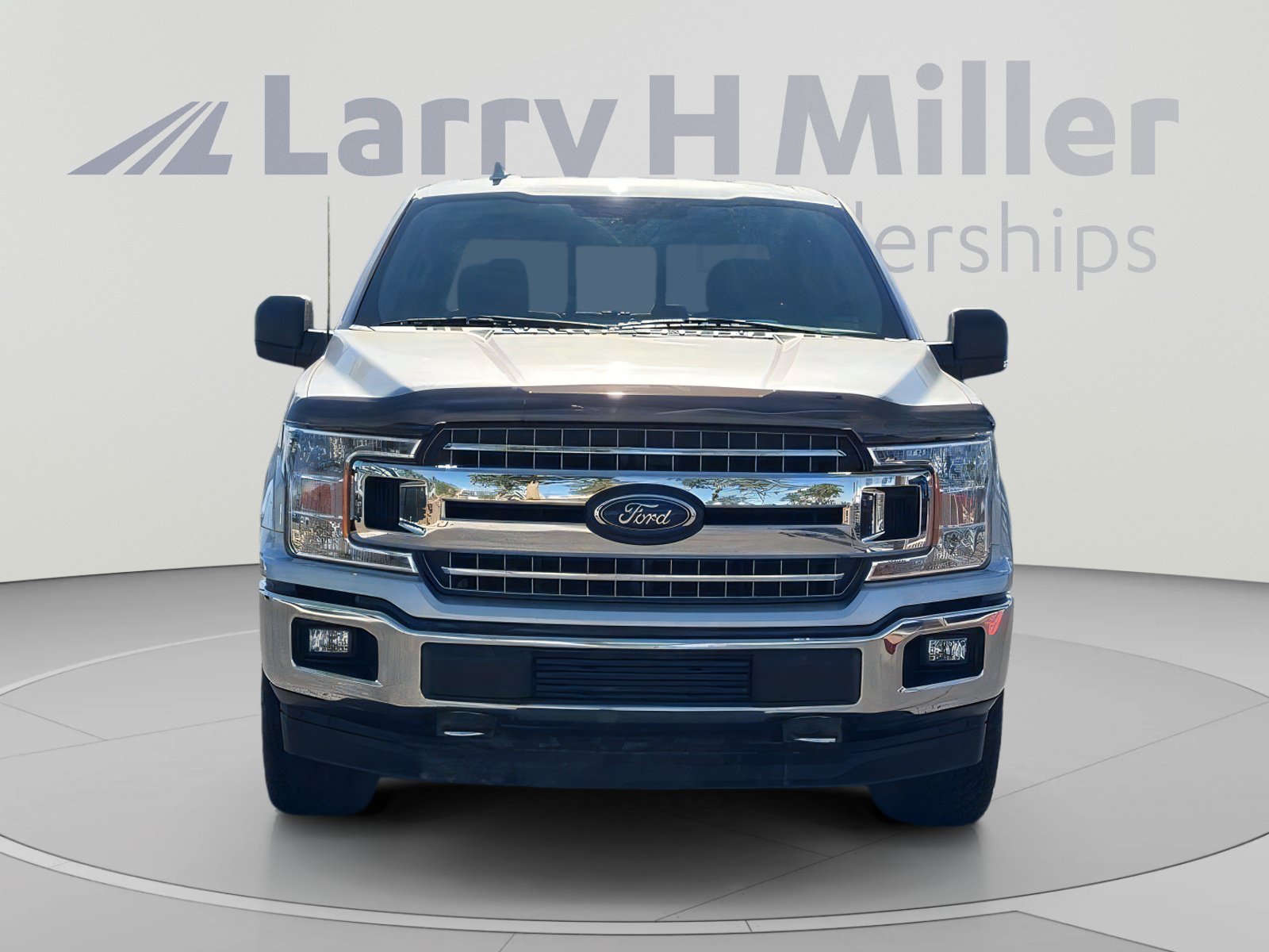 Used 2018 Ford F150 XLT w/ Equipment Group 302A Luxury AWD/4WD image 8