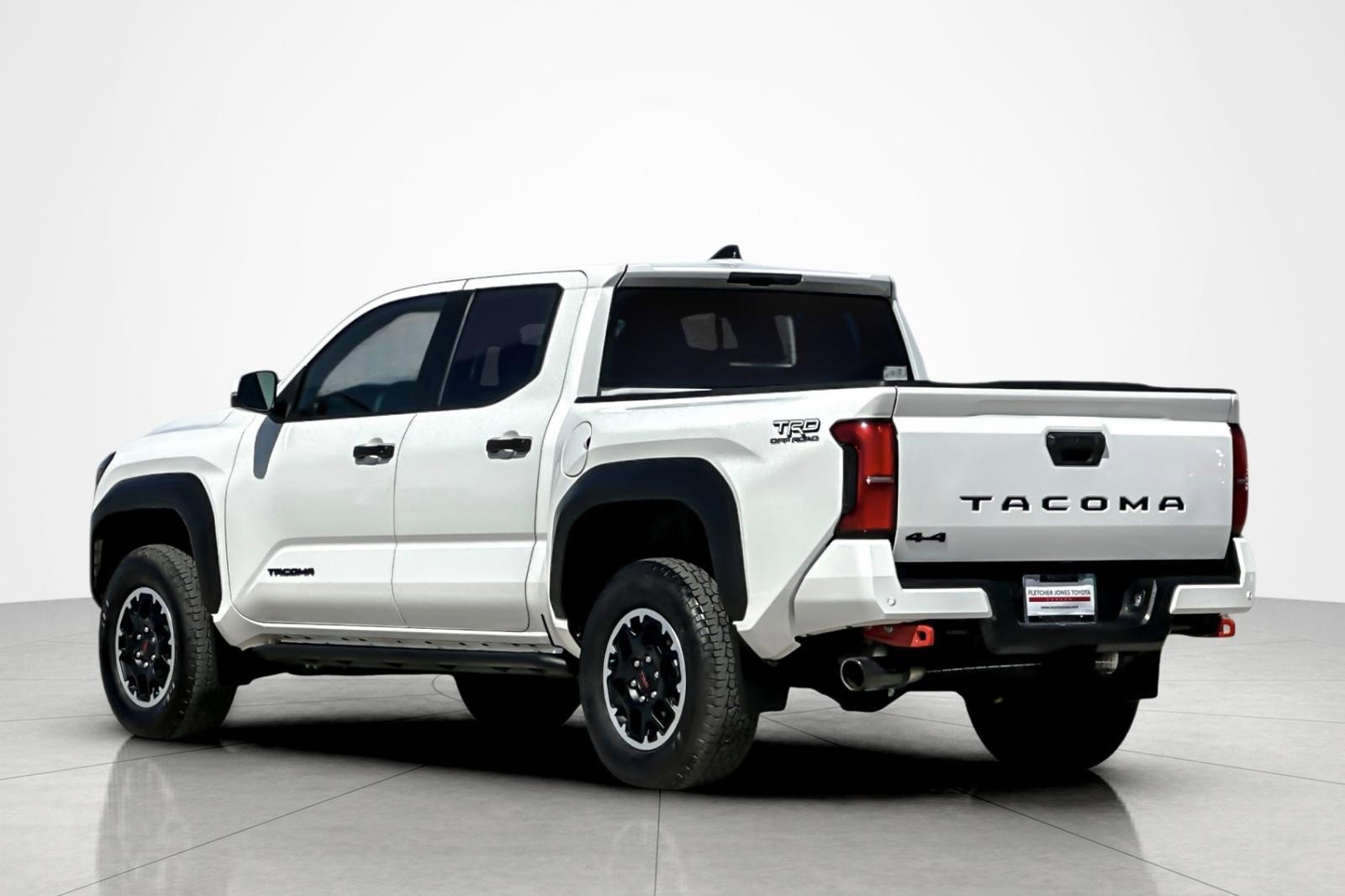 Certified 2024 Toyota Tacoma TRD Sport image 3