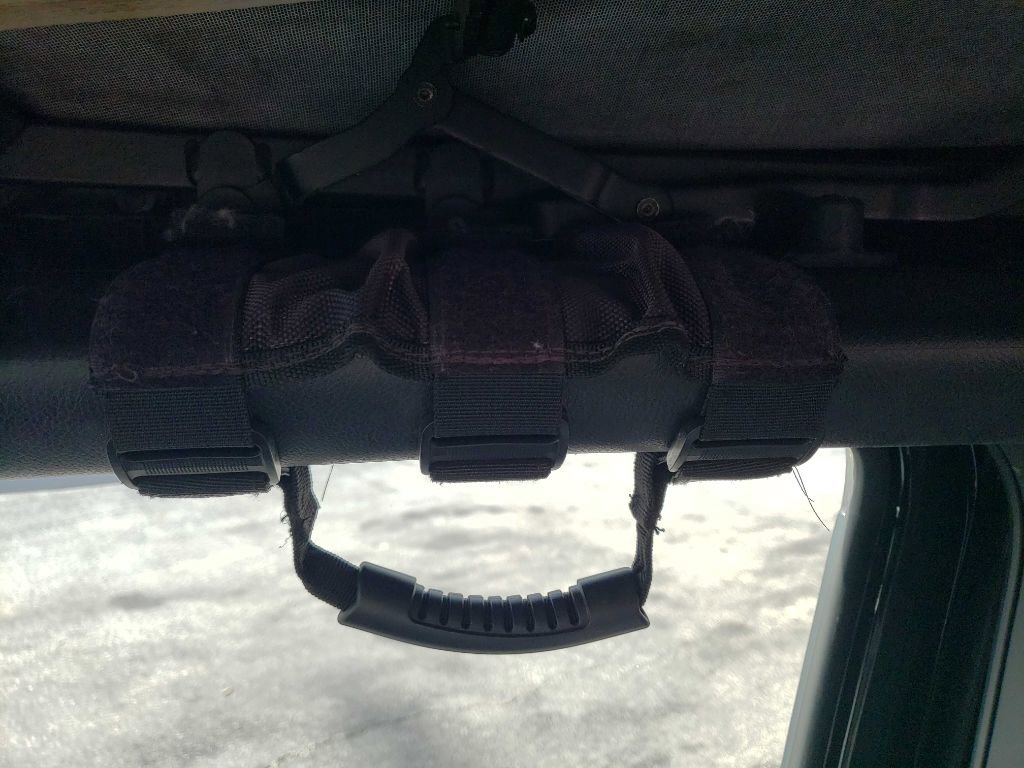 Used 2018 Jeep Wrangler Sport image 26