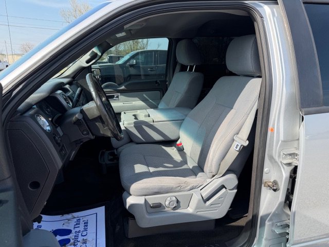 Used 2011 Ford F150 XLT w/ XLT Chrome Pkg AWD/4WD image 13