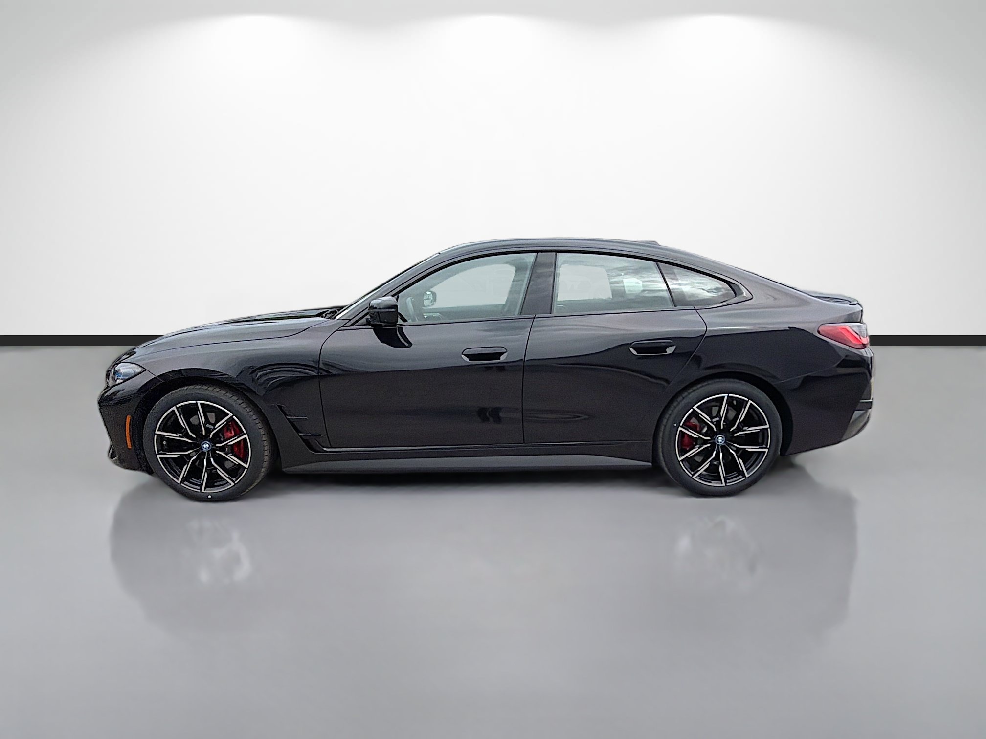 Used 2023 BMW i4 eDrive40 w/ M Sport Package RWD image 6