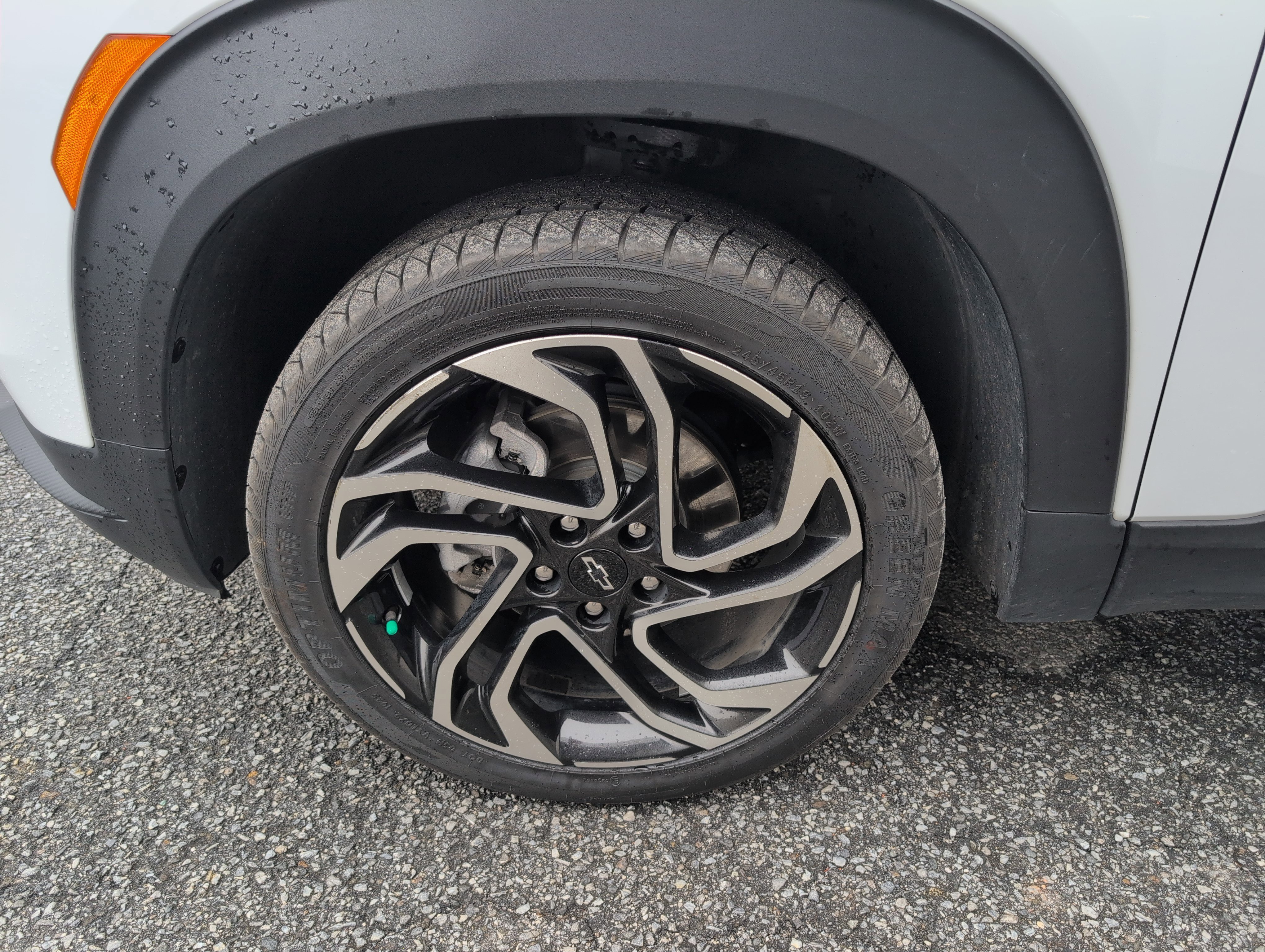 Used 2024 Chevrolet TrailBlazer RS image 2