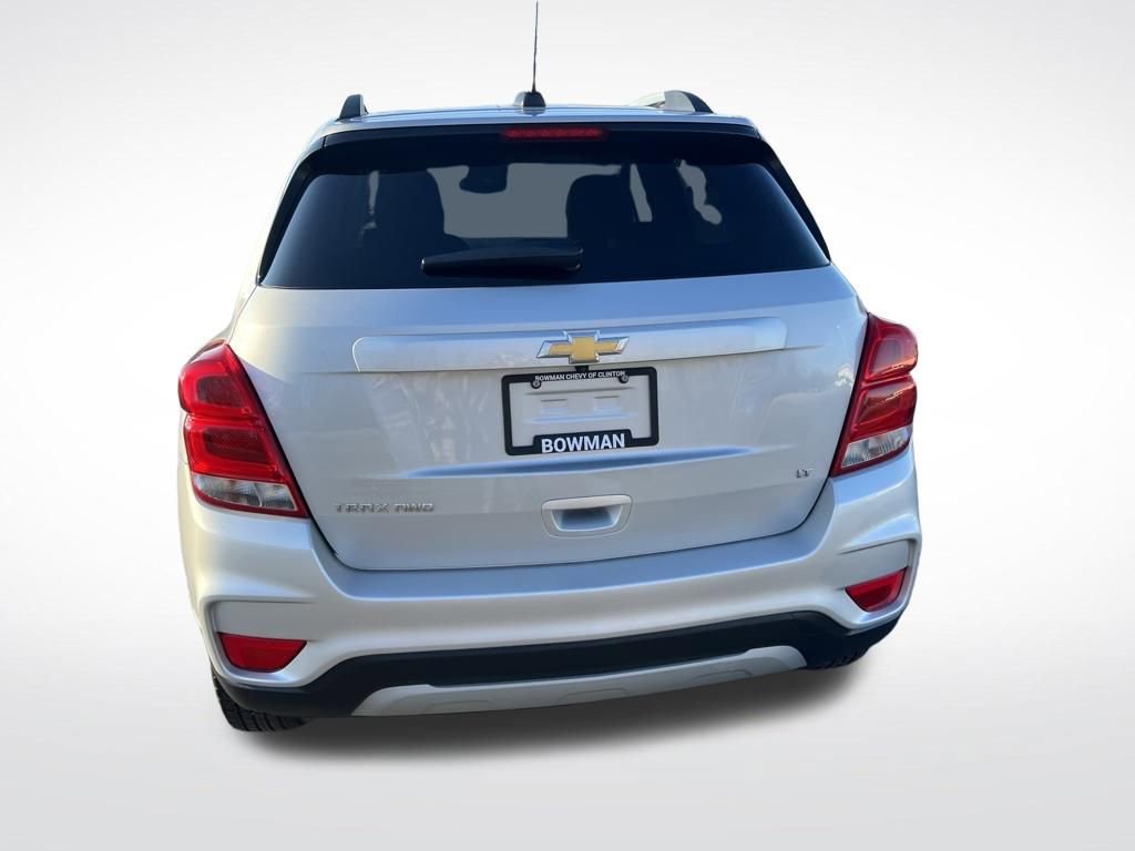Used 2018 Chevrolet Trax LT w/ LT Convenience Package image 5