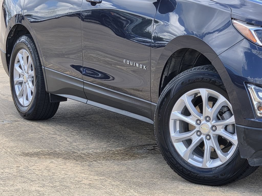 Used 2019 Chevrolet Equinox LT AWD/4WD image 11