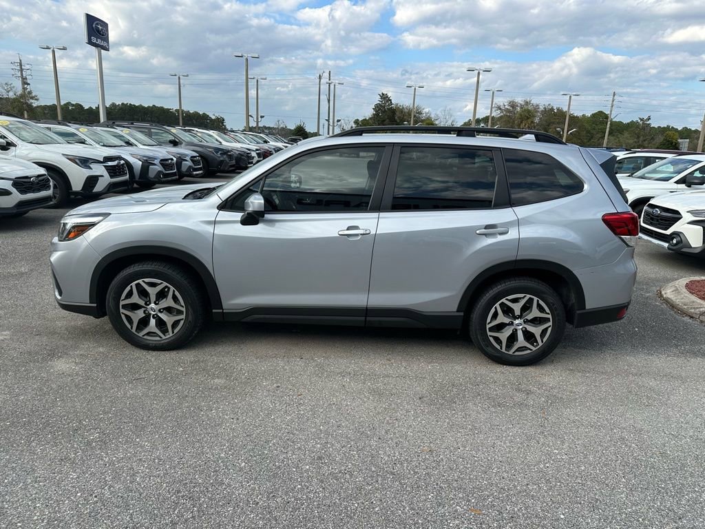 Used 2020 Subaru Forester Premium image 11