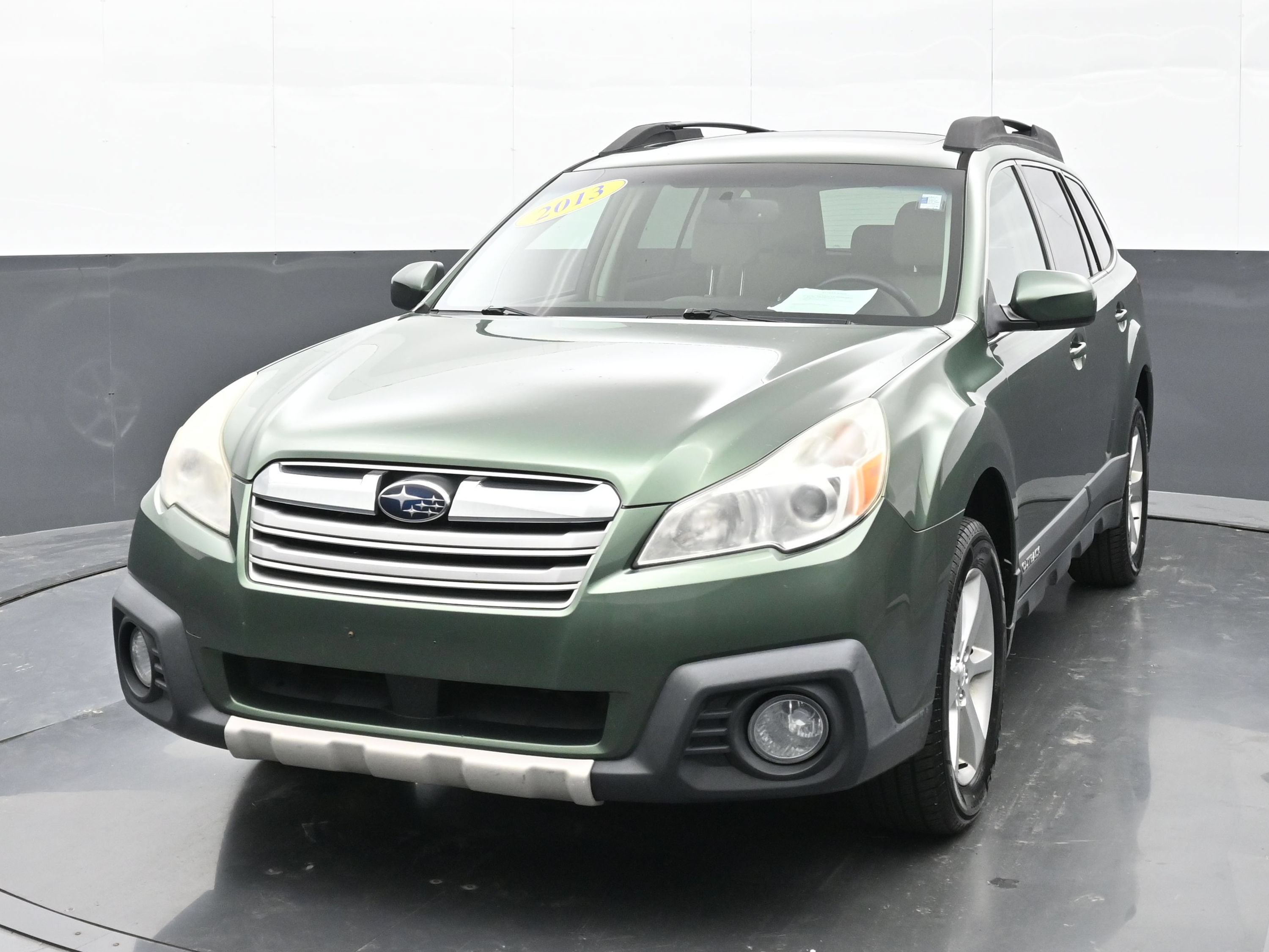 Used 2013 Subaru Outback 2.5i Limited w/ Moonroof Pkg AWD/4WD image 7