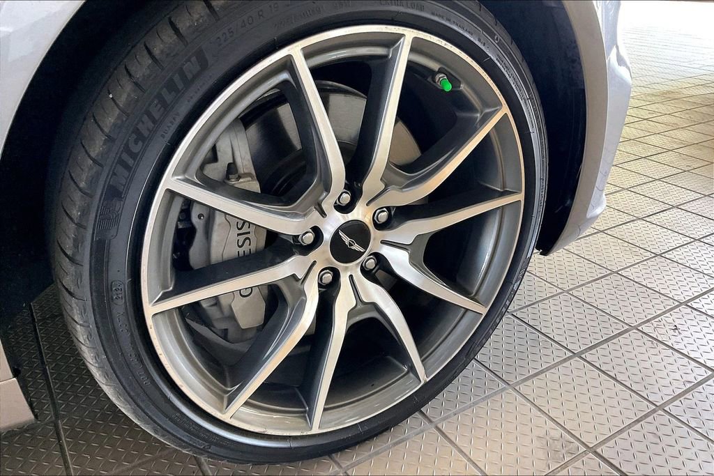 Used 2025 Genesis G70 2.5T AWD/4WD image 34