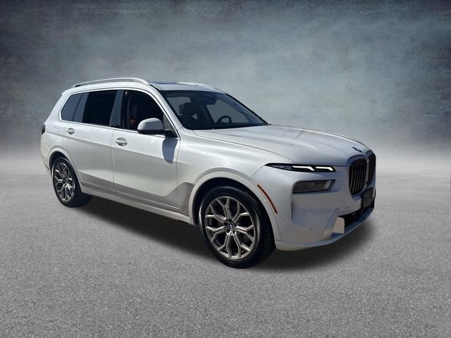Used 2023 BMW X7 xDrive40i AWD/4WD image 4