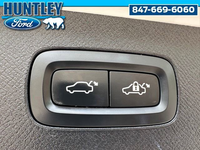 Used 2020 Volvo XC90 T6 Momentum w/ Protection Package Premier AWD/4WD image 15