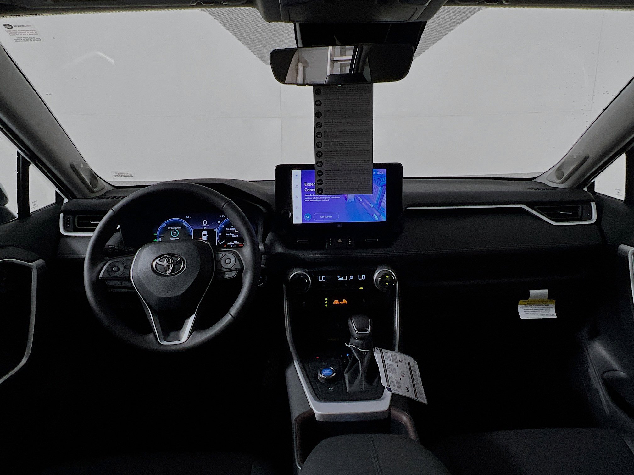 New 2024 Toyota RAV4 Limited image 31