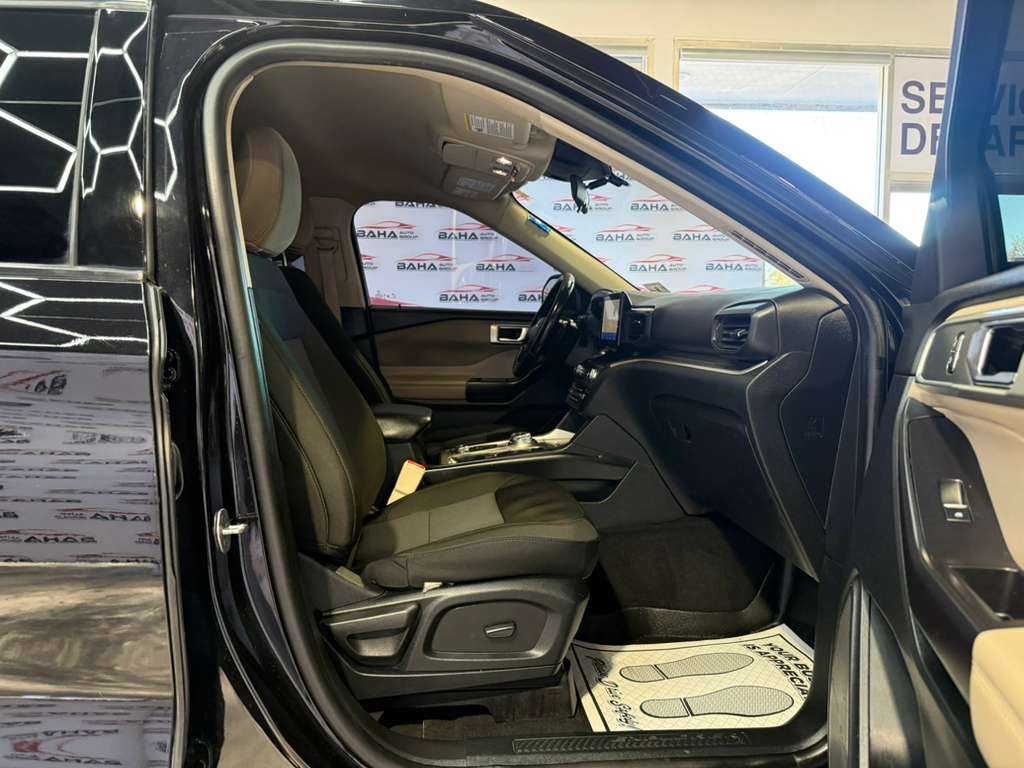 Used 2020 Ford Explorer XLT w/ Comfort Package AWD/4WD image 47