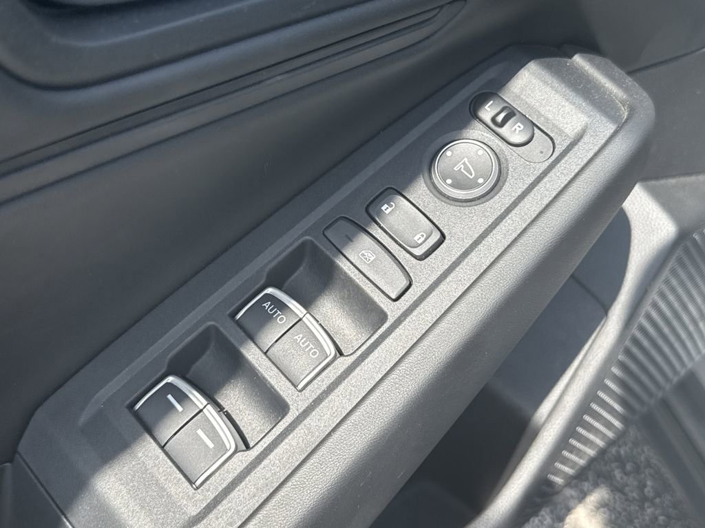 Used 2023 Honda Accord EX image 9