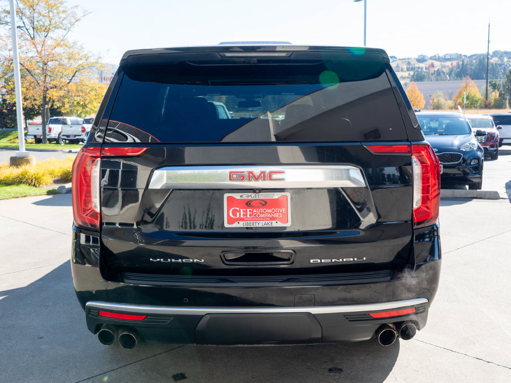 Used 2022 GMC Yukon XL Denali w/ Max Trailering Package AWD/4WD image 6