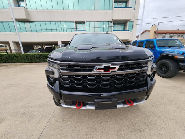 Used 2024 Chevrolet Silverado 1500 ZR2 w/ Technology Package AWD/4WD image 2