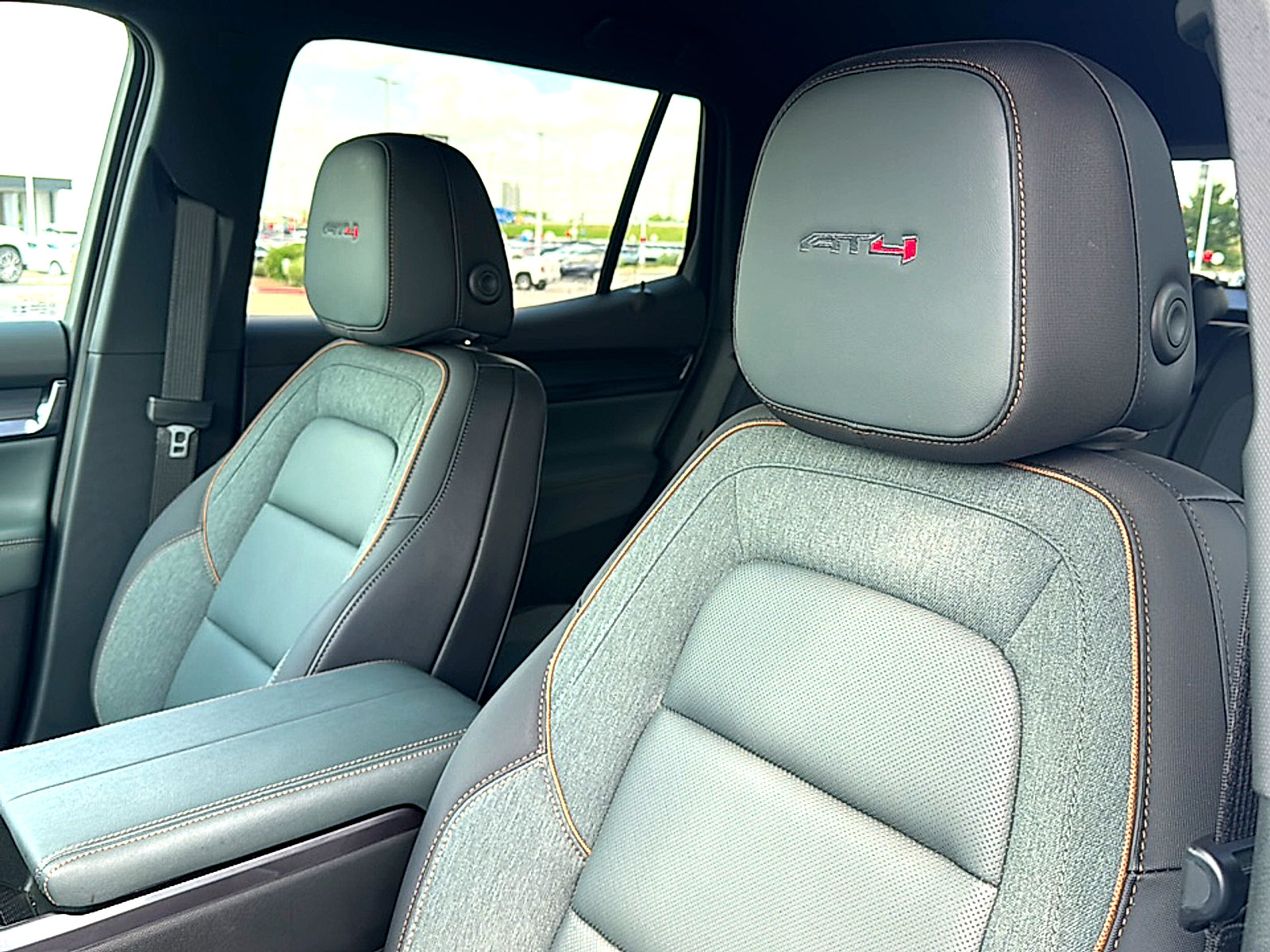 New 2026 GMC Terrain AT4 AWD/4WD image 12