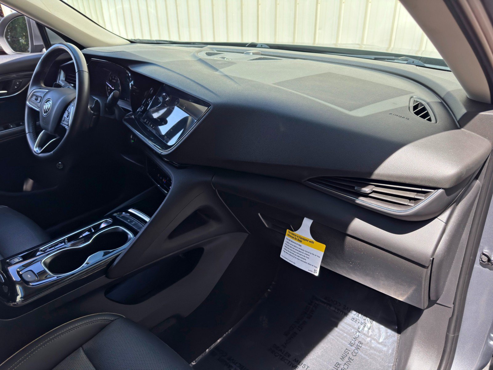 Used 2022 Buick Envision Essence w/ Safety Package FWD image 14