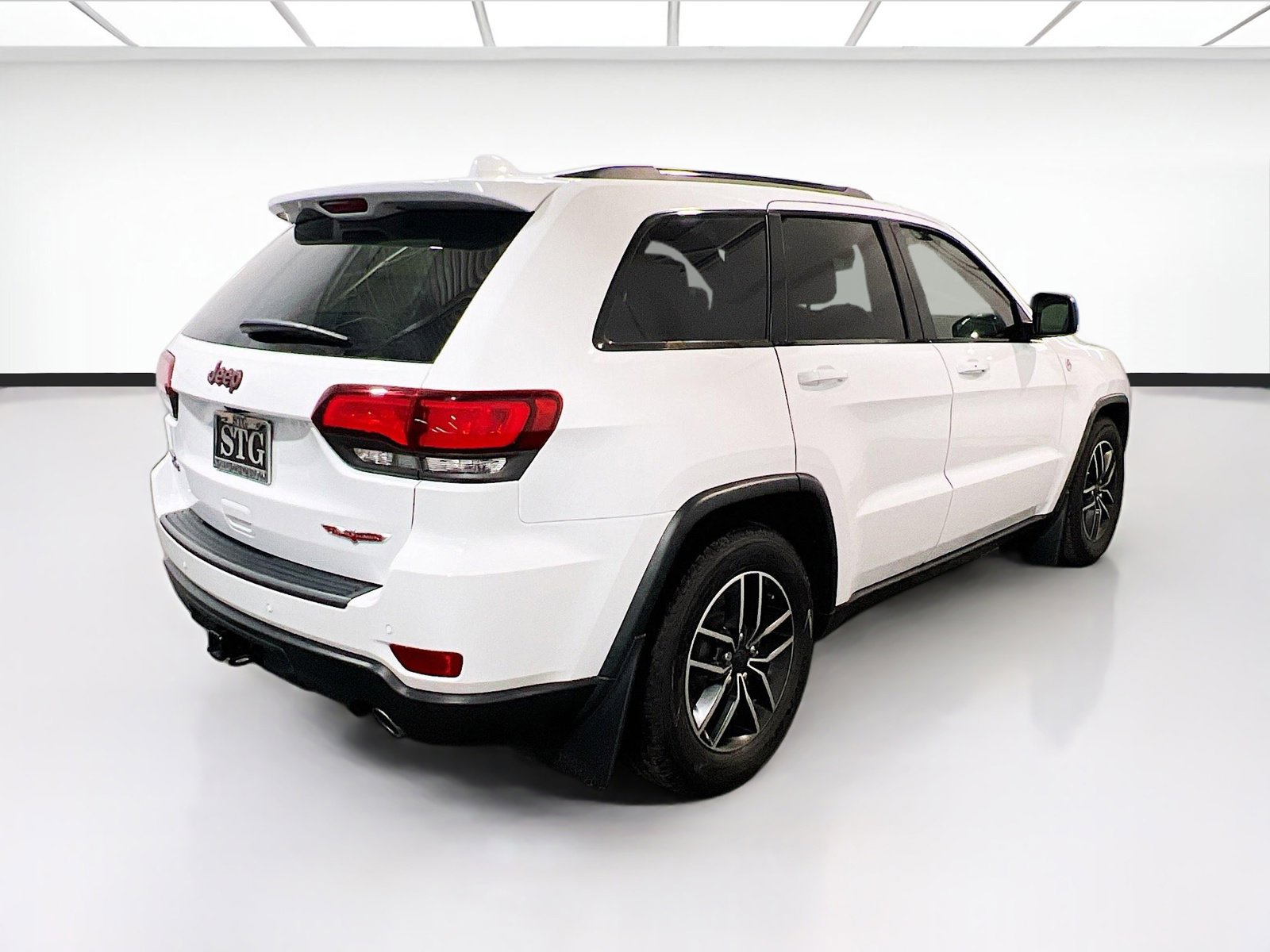 Used 2019 Jeep Grand Cherokee Trailhawk AWD/4WD image 4