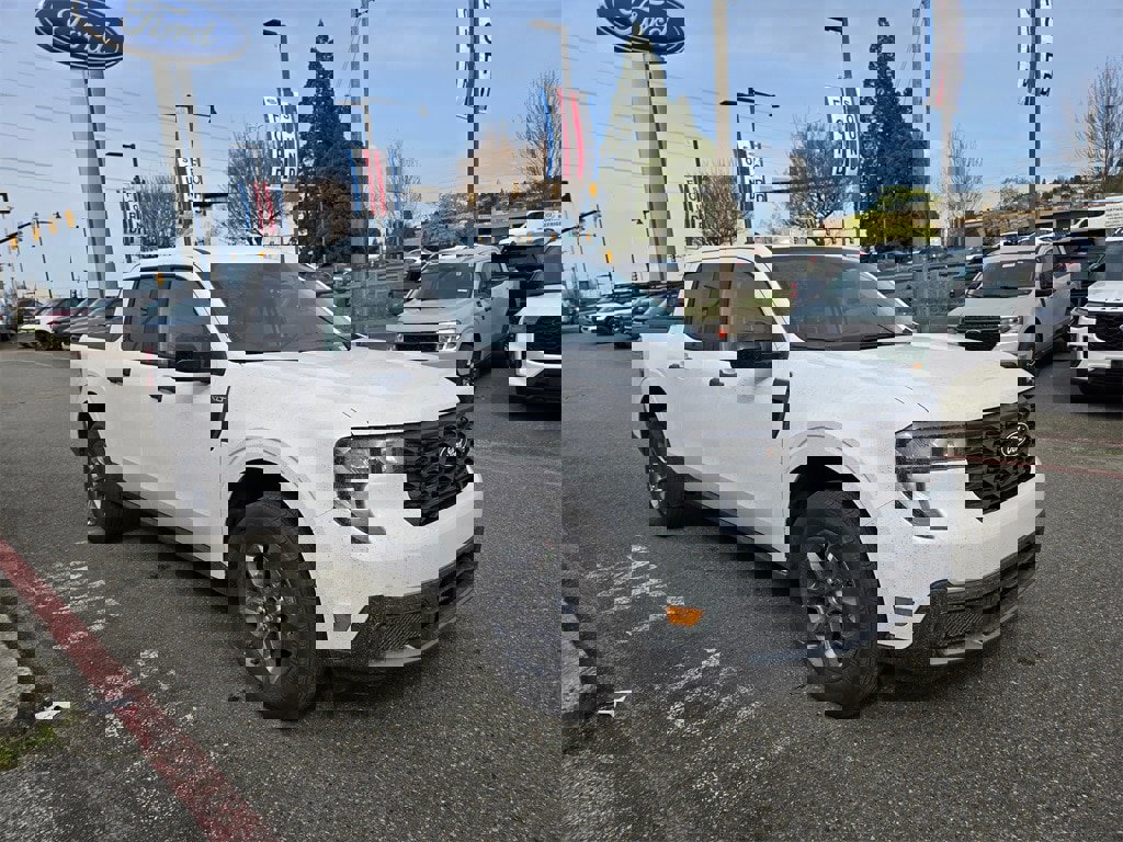 New 2025 Ford Maverick XLT w/ XLT Luxury Package image 3