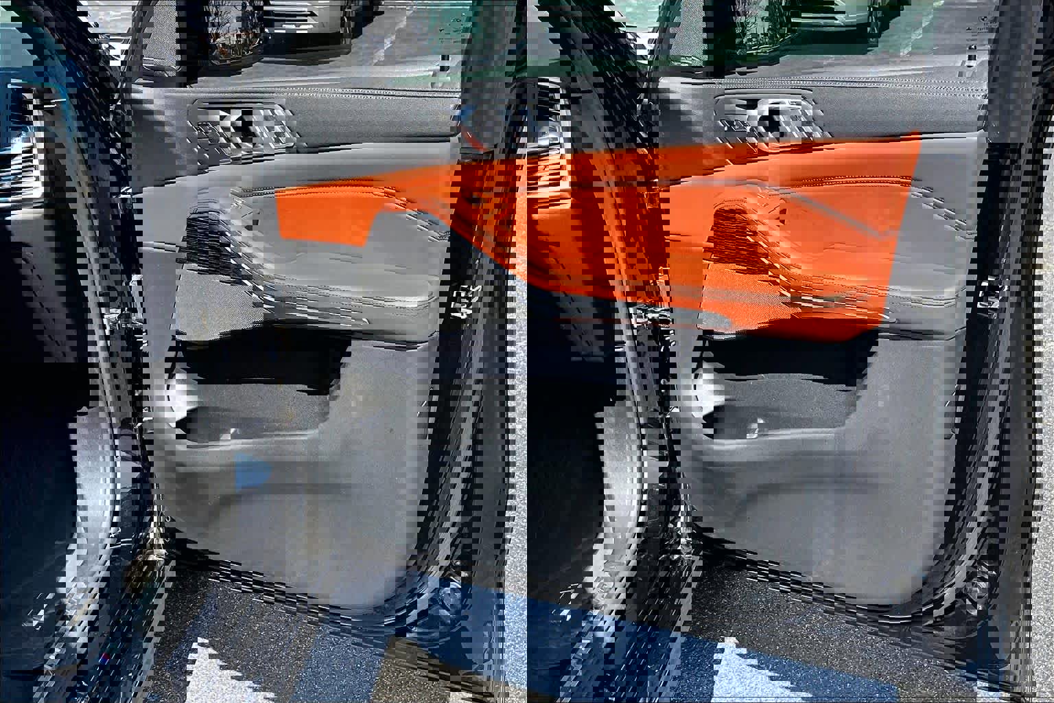 Used 2019 BMW X7 xDrive50i w/ M Sport Package image 23