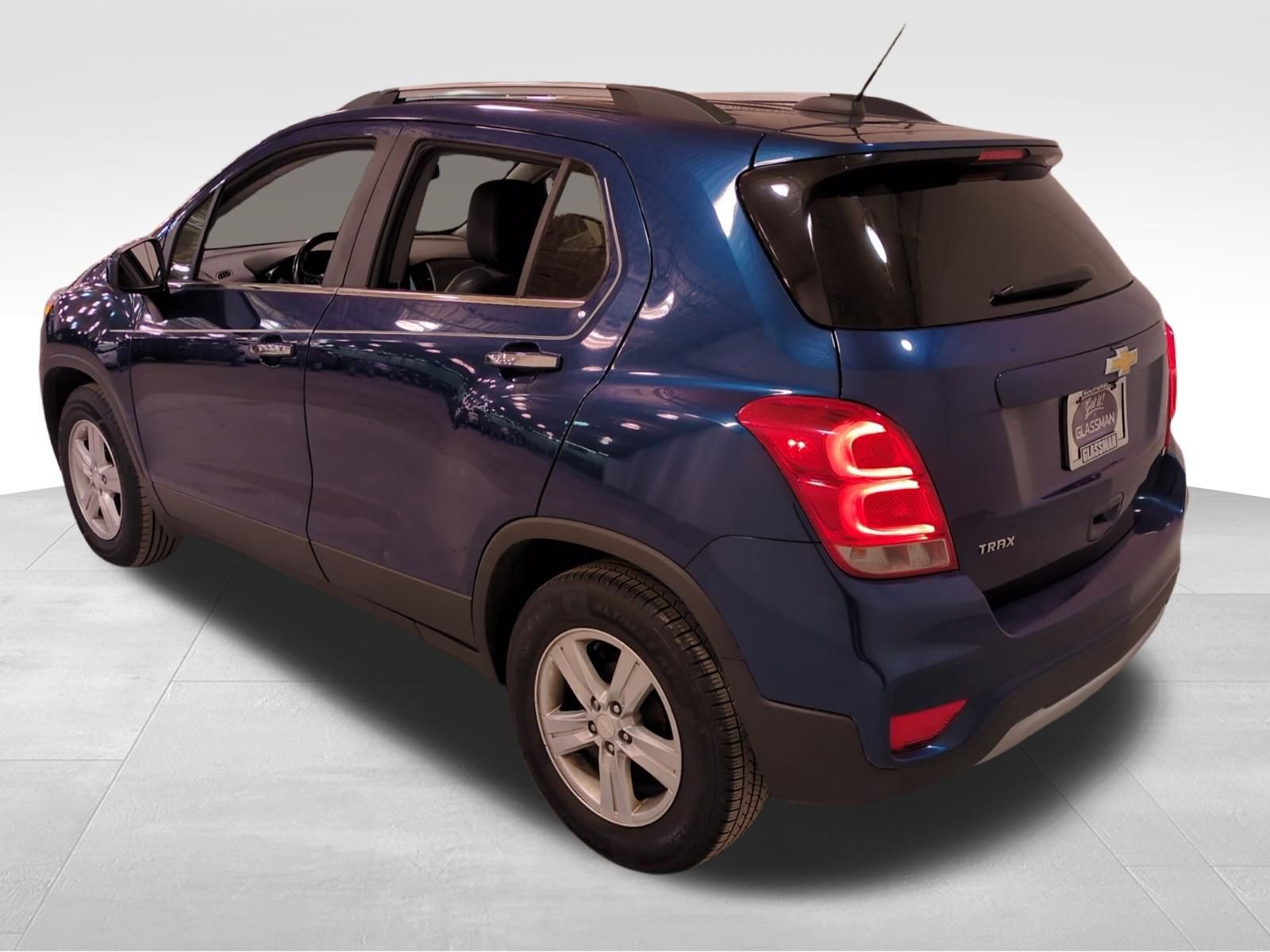 Used 2019 Chevrolet Trax LT w/ LT Convenience Package image 6