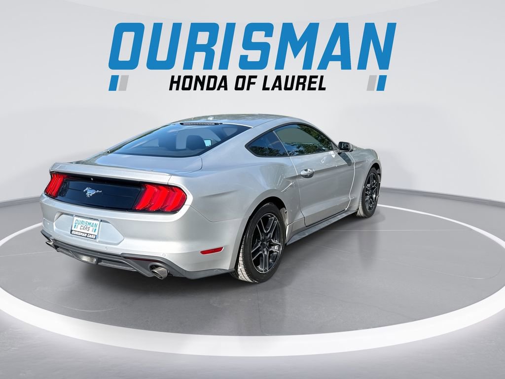 Used 2019 Ford Mustang Premium RWD image 8