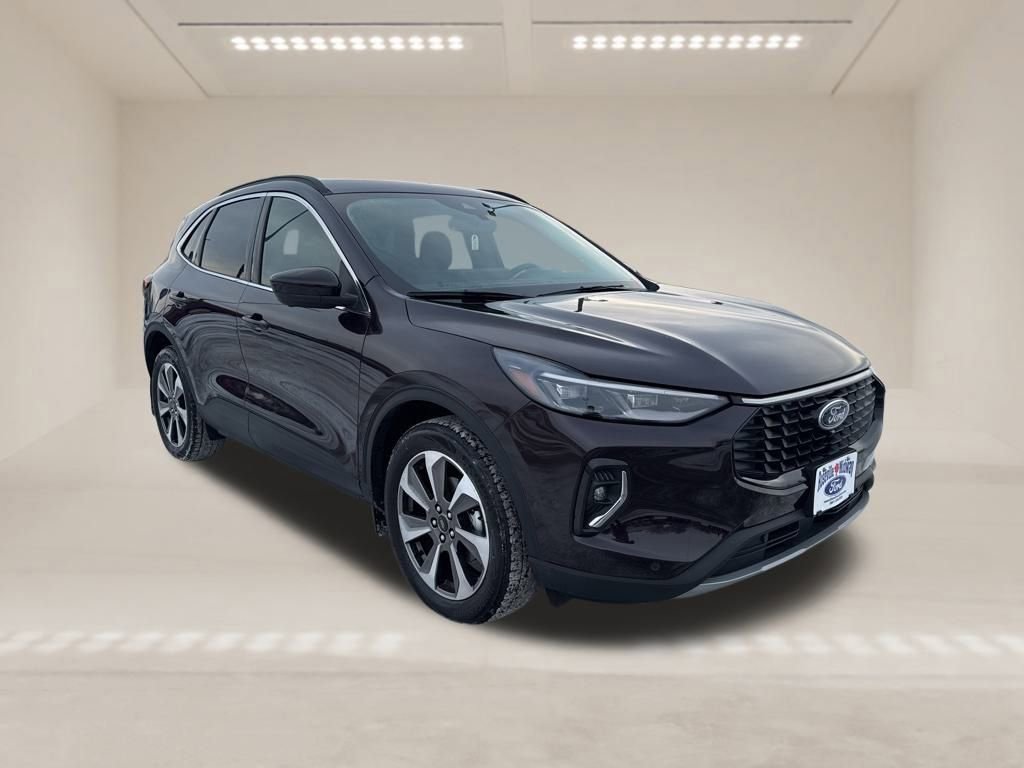 Certified 2023 Ford Escape Platinum w/ Premium Technology Package