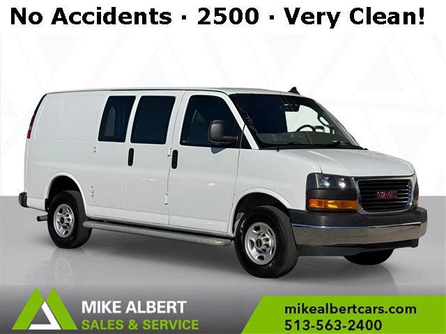 Used 2022 GMC Savana 2500 w/ Driver Convenience Package image 1