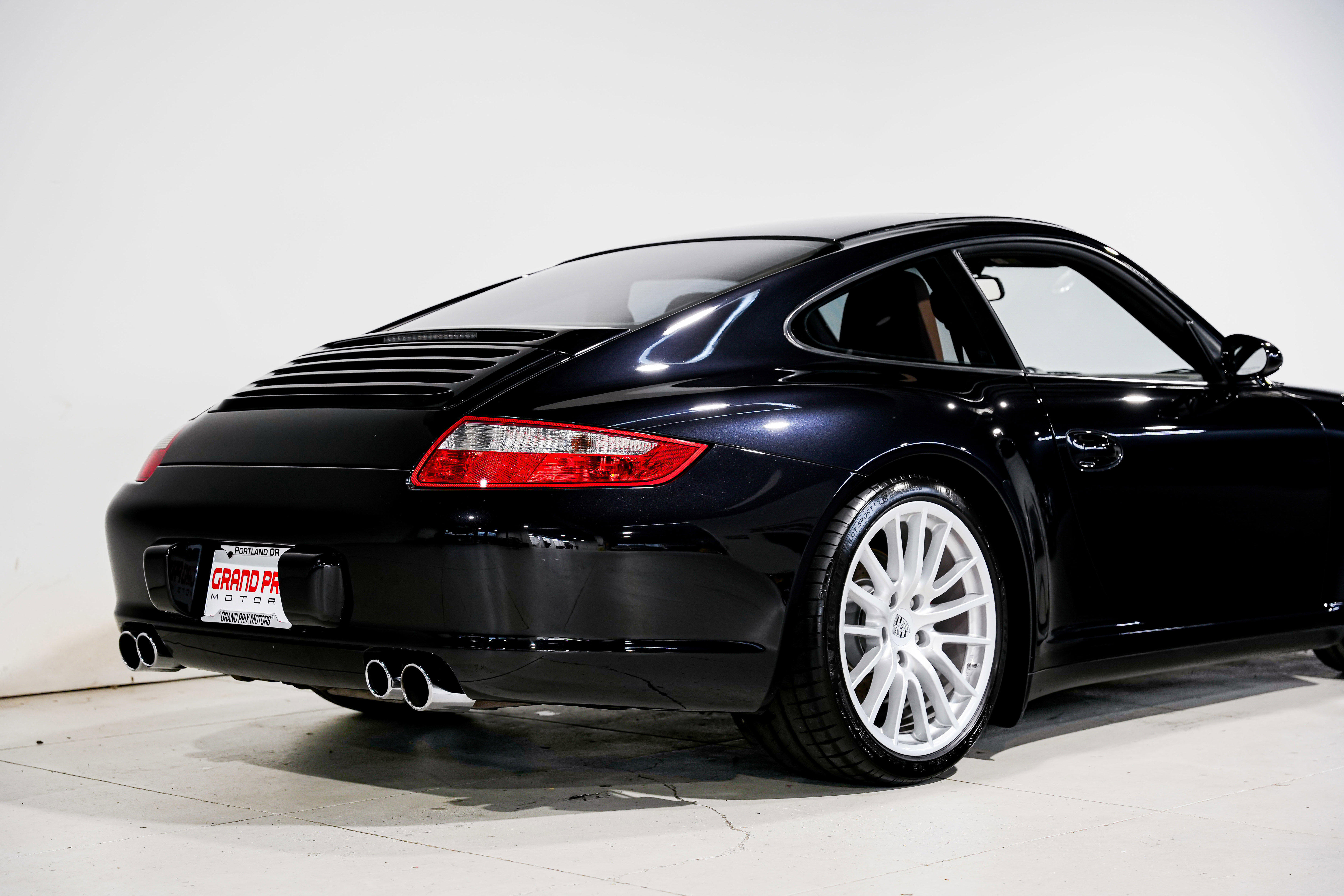 Used 2008 Porsche 911 Carrera 4S AWD/4WD image 34