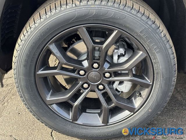 New 2025 Jeep Grand Cherokee Limited image 29