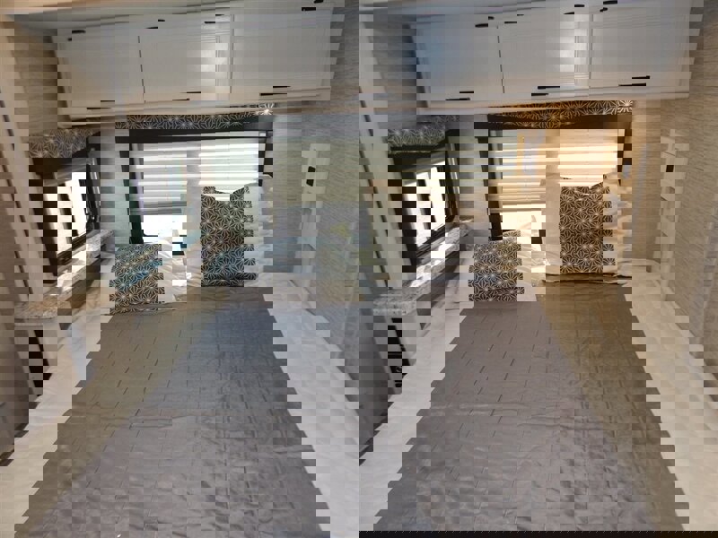 Used 2022 Ford E-450 and Econoline 450 Super Duty w/ Motorhome Prep Package image 47